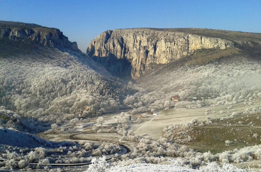 Pensiunea Cheile Apusenilor Villa Sandulesti Exterior foto