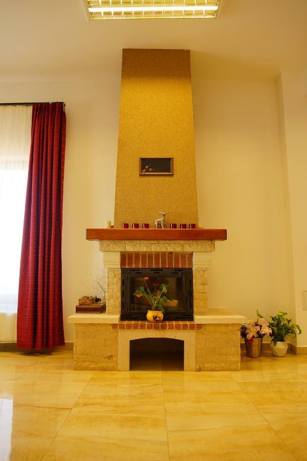 Pensiunea Cheile Apusenilor Sandulesti Exterior foto